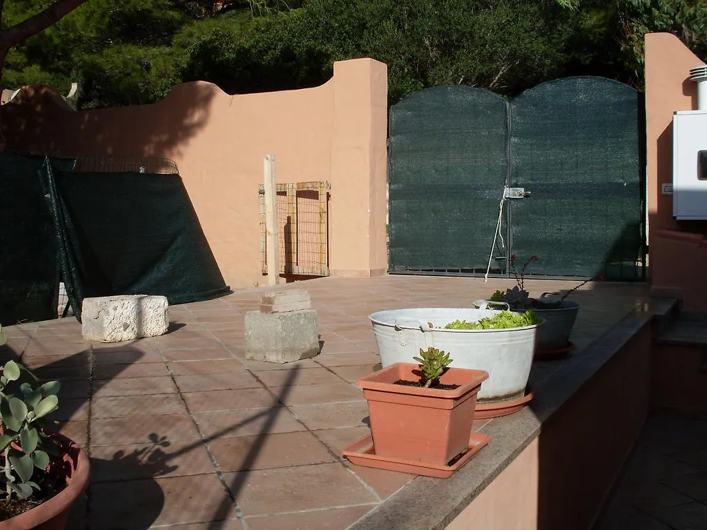 I Fenicotteri Hotell SantʼAntìoco 0*,  Italien