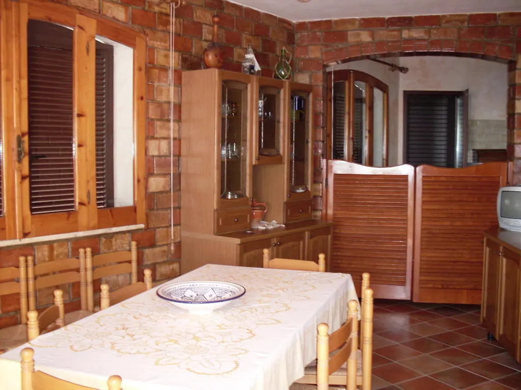 Lägenhet I Fenicotteri Hotell SantʼAntìoco